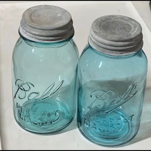 Two Ball Perfect Mason Jars Blue